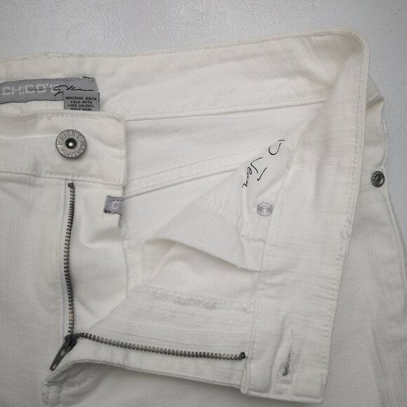 Chico's Platinum Ladies Size 0.5 Reg. (approx. size 6 US) White Bootcut Jeans - Picture 8 of 14